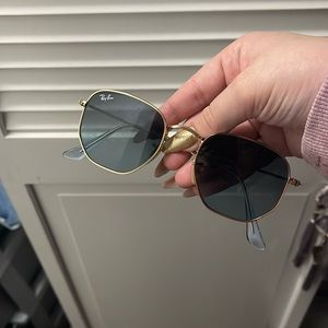 Ray-ban sunglasses with light blue shade